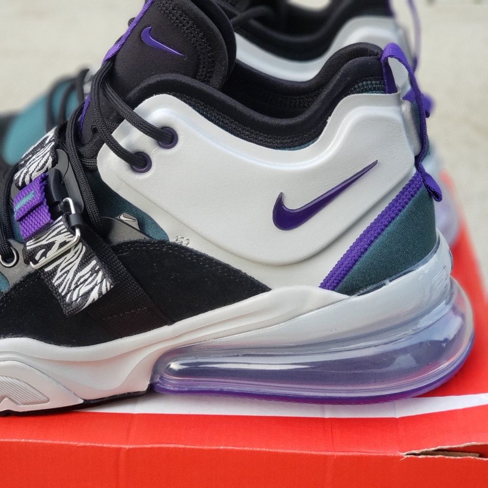 SOLD Nike Air Force 270 Men's Sneakers Size 11 - Picture 3 of 16